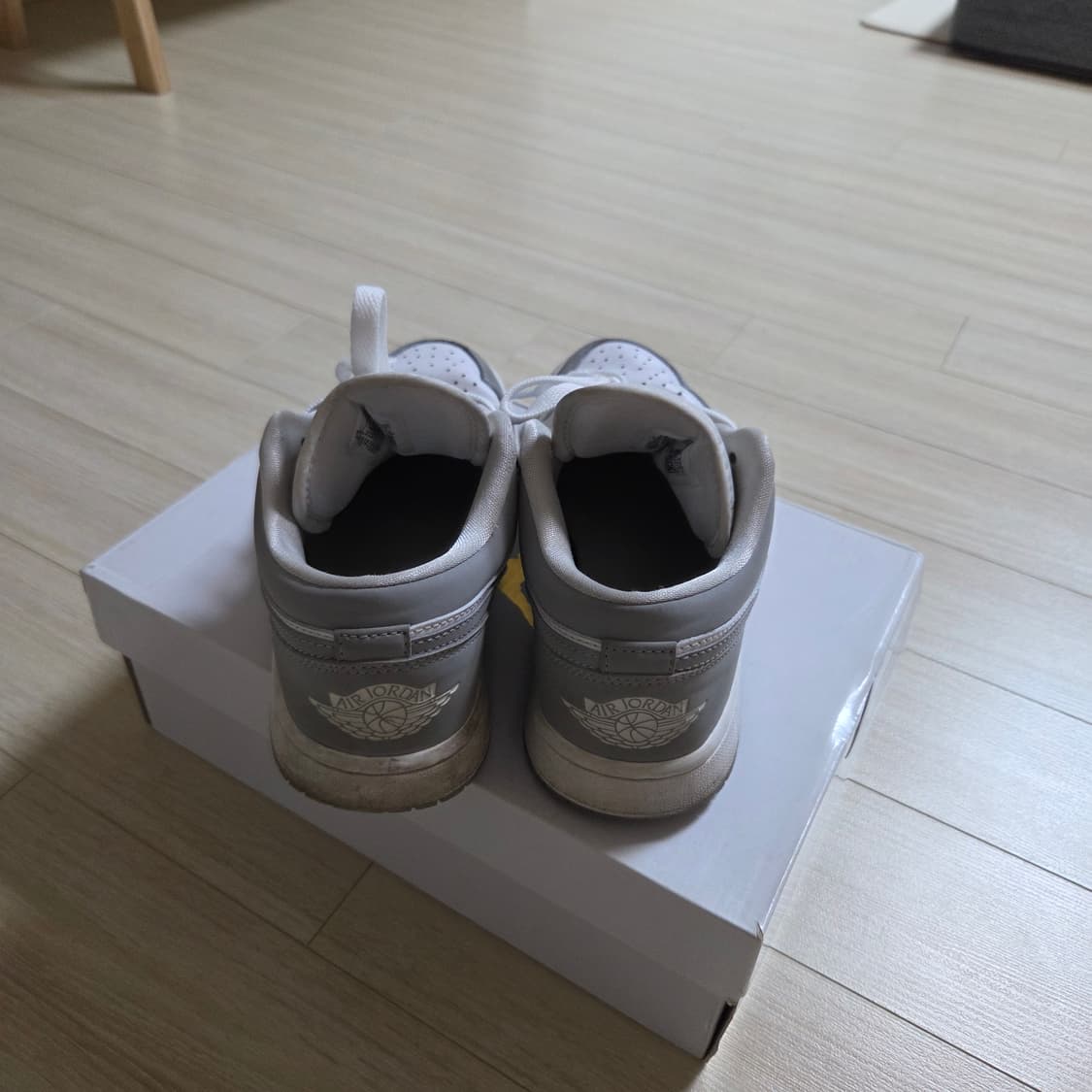 조던1로우 울프그레이 235 상품이미지5