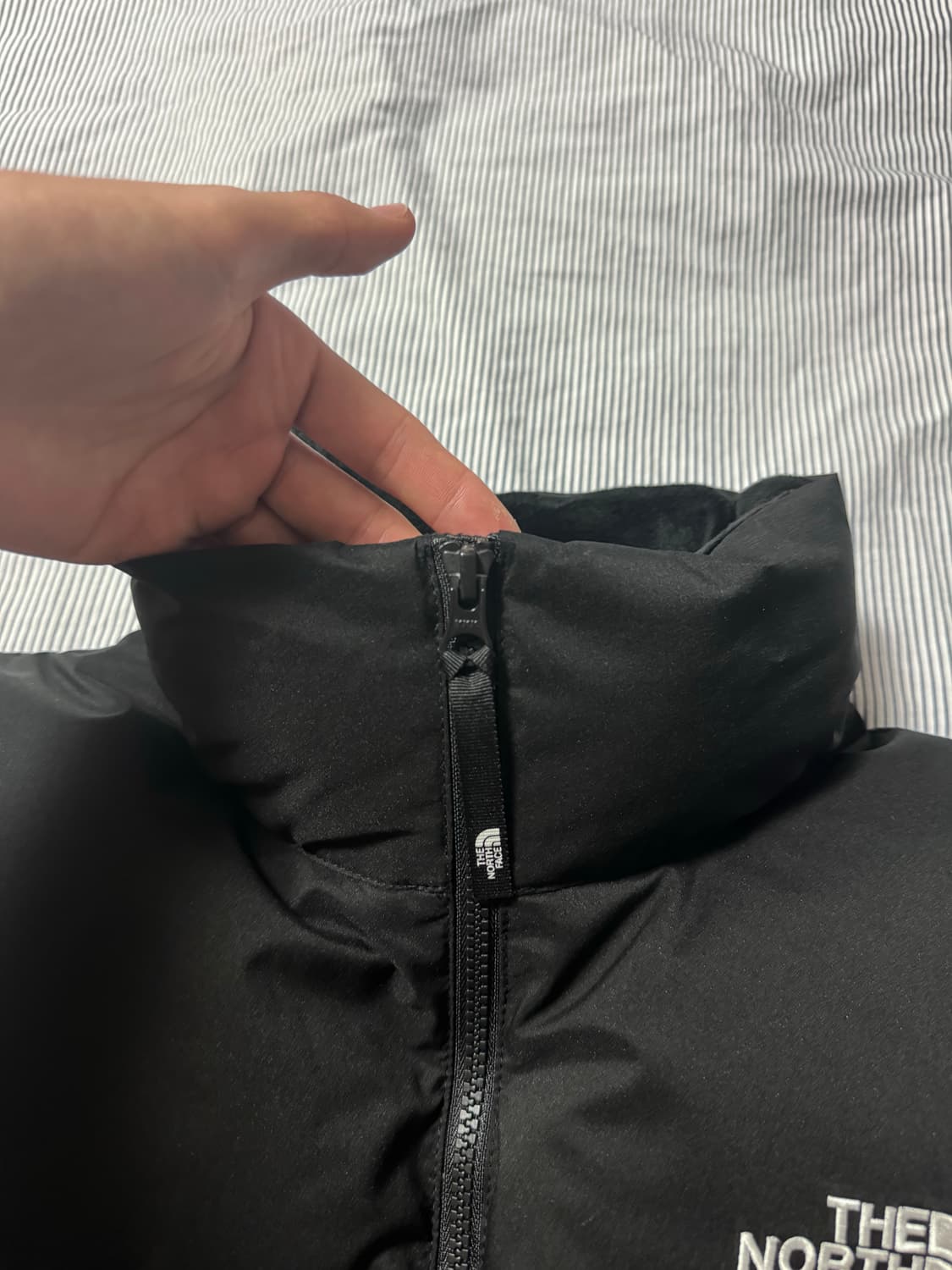 W 노스페이스 화이트 라벨 노벨티 눕시 다운 자켓 블랙 상품이미지5