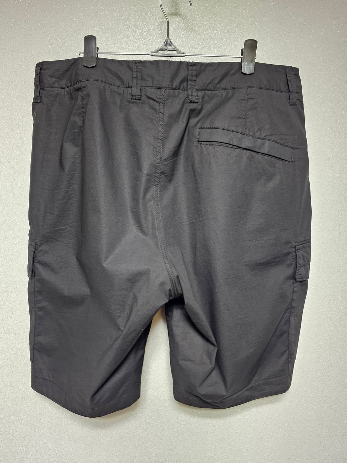 스톤아일랜드 스트레치 코튼 캔버스 버뮤다 카고 반바지 24SS 상품이미지2