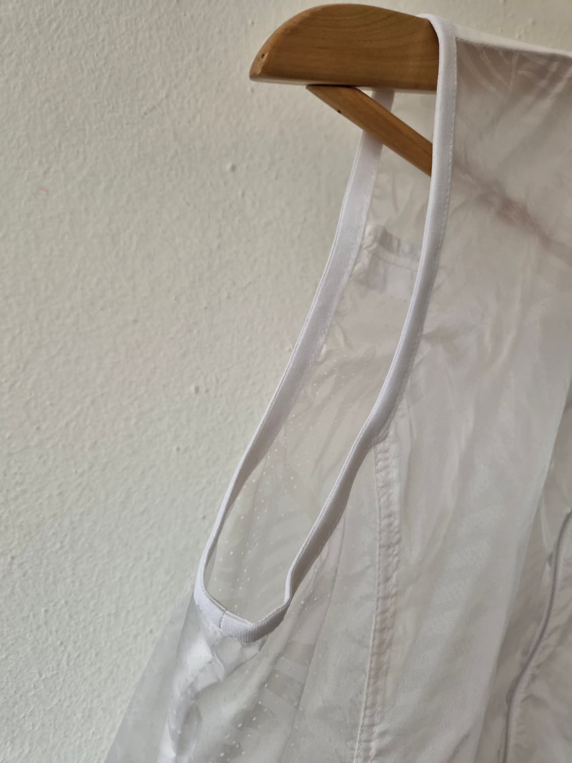 보그너 여성 초경량바람막이조끼 95사이즈 상품이미지4