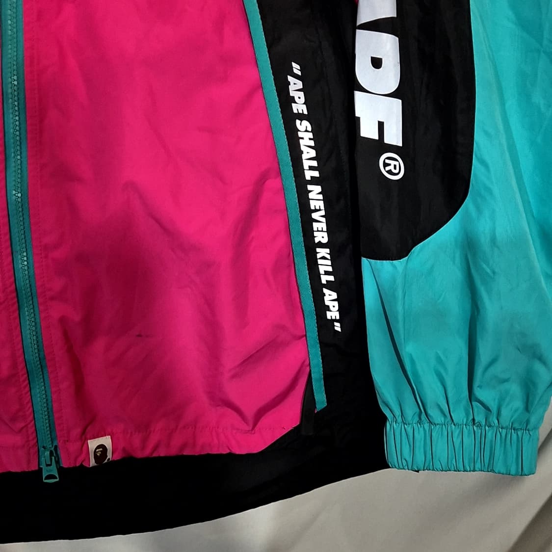 Bape 베이프 컬러블록 포켓터블 나일론 자켓 상품이미지4