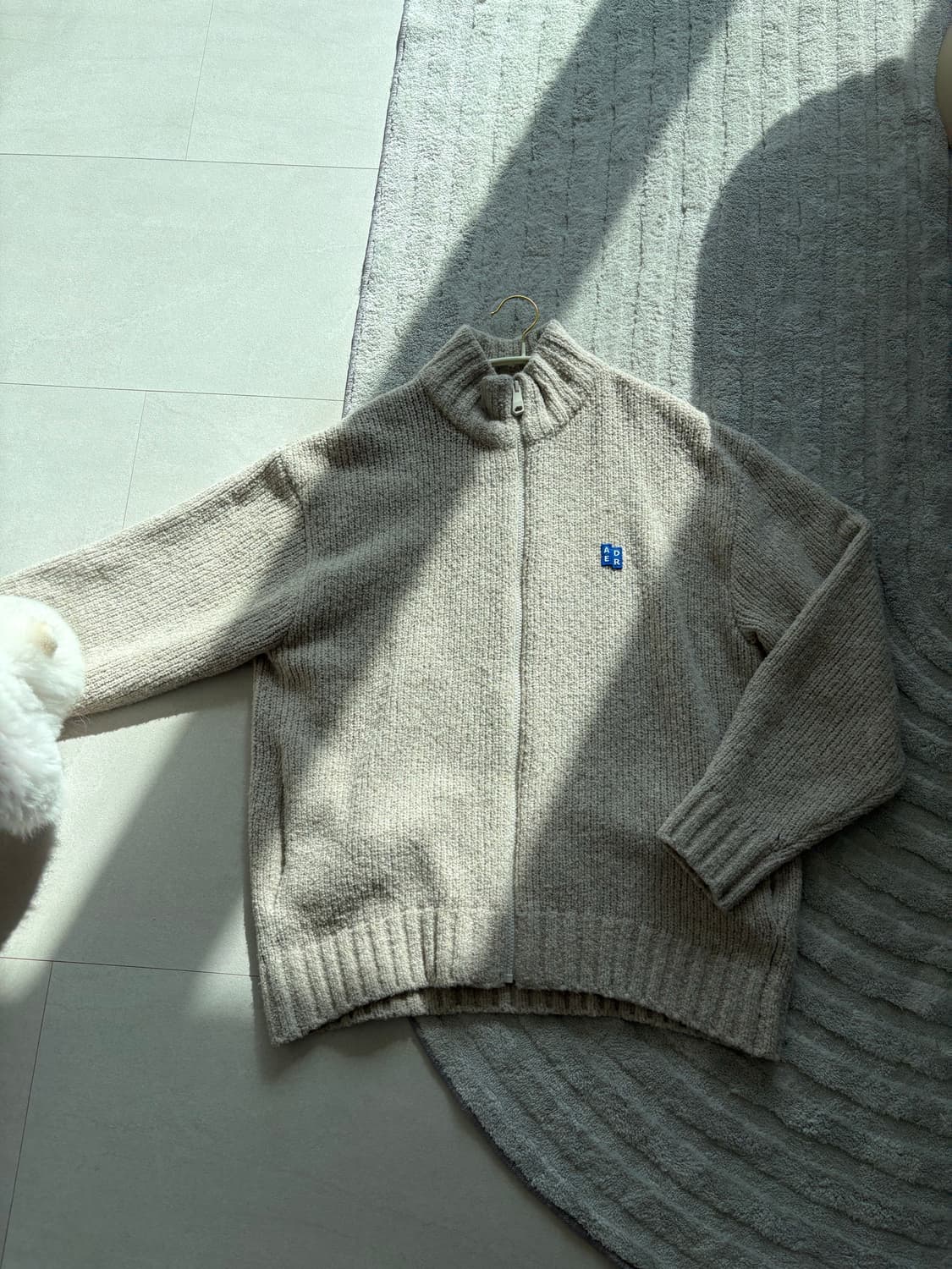 아더에러 니트 집업 오트밀  상품이미지3