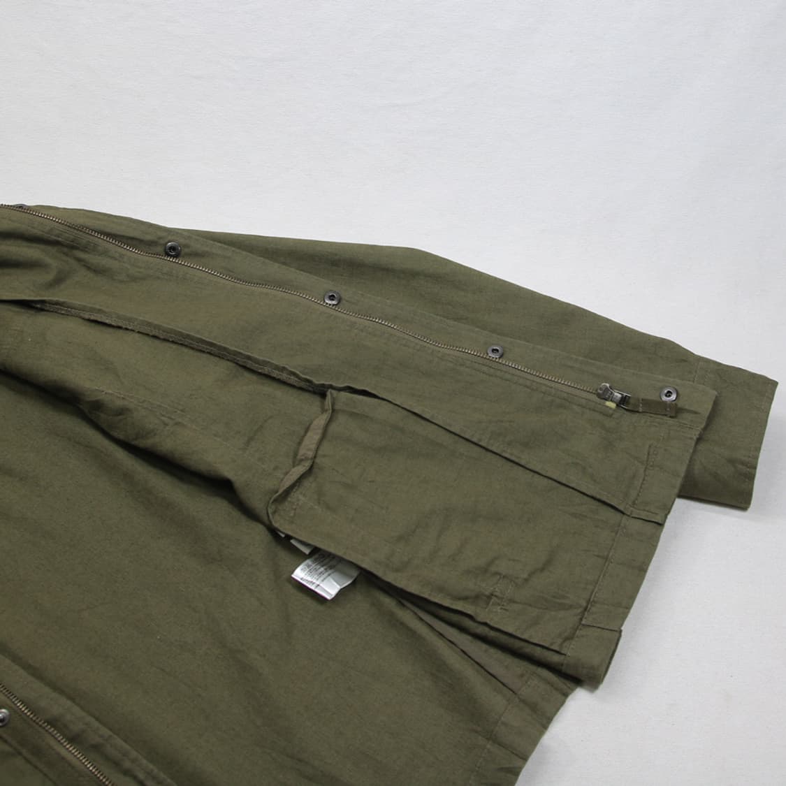 (착용컷) 유니클로 밀리터리 린넨 자켓 (남성용 100) 상품이미지7