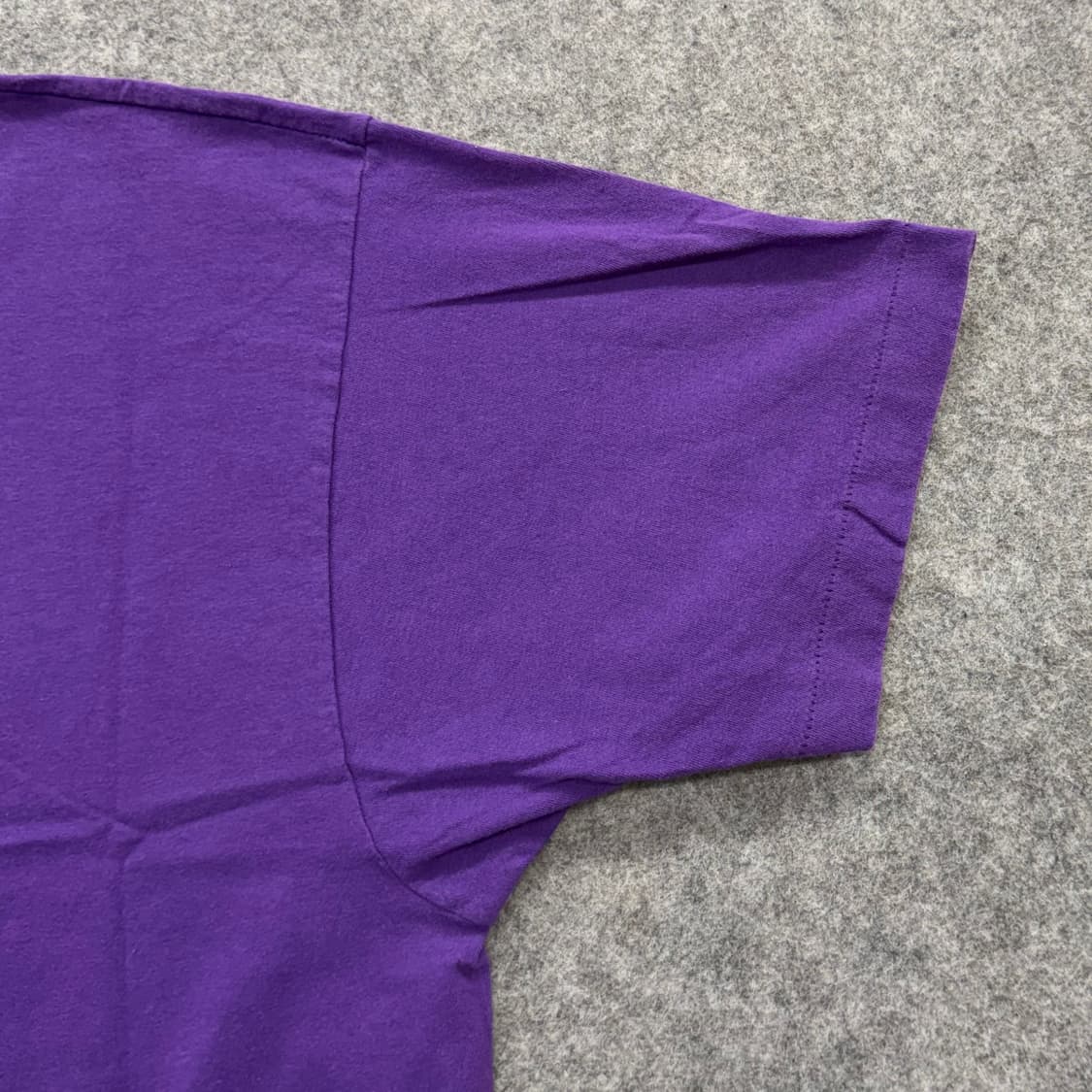 90s Vintage Fruit Of The Loom Blank Tee 상품이미지9