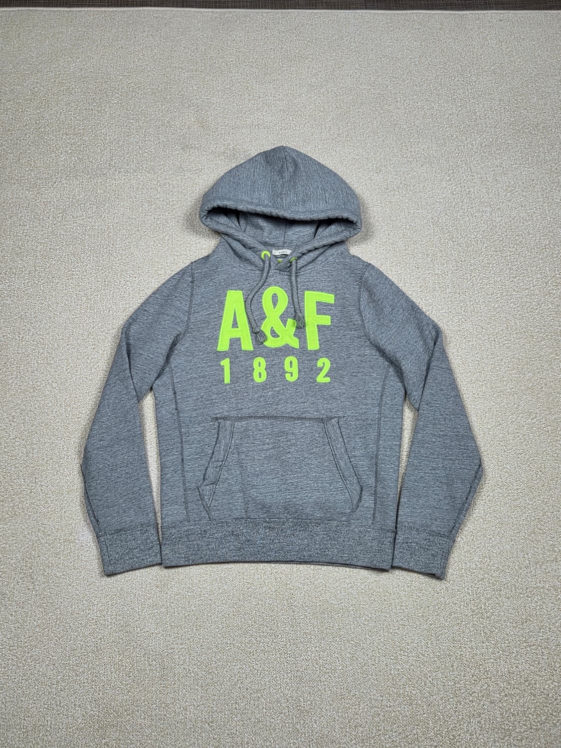 [아베크롬비] 머슬핏 네온 아플리케 로고 후드티 | A00167 상품이미지1