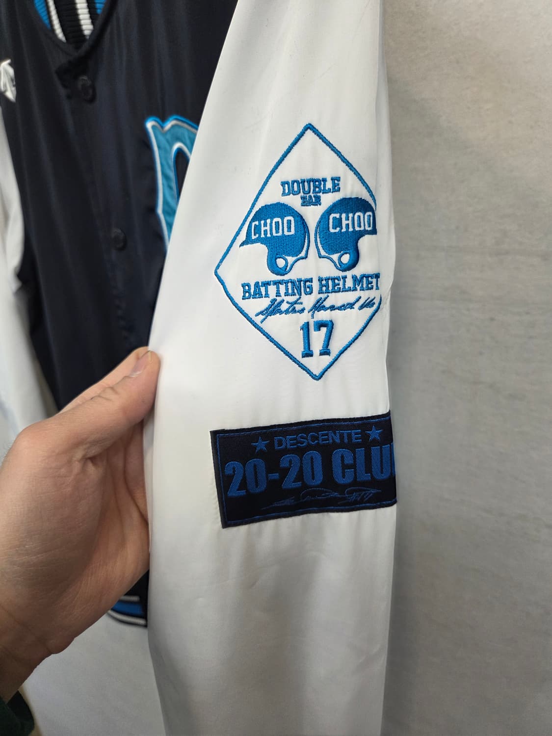 데상트 추신수 사인자수 로고 스타디움 바시티 방풍 자켓 m 상품이미지5