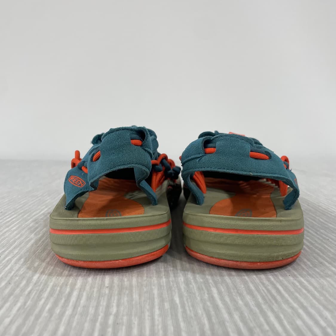 705-4)KEEN 킨 유니크 샌들 270mm 상품이미지4
