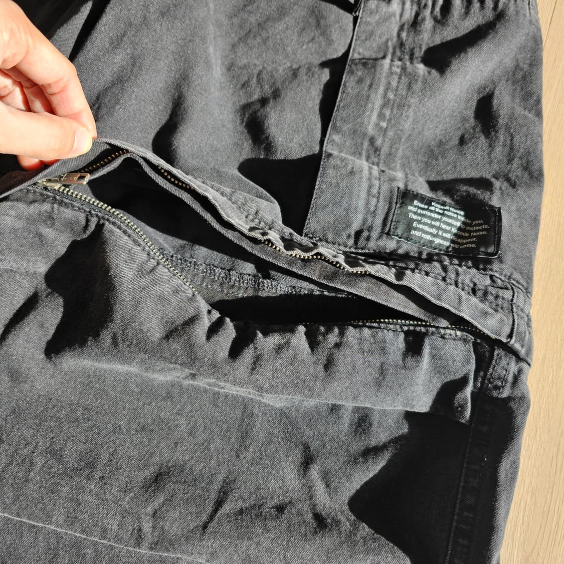 XL 33~34) GU 지유 x 언더커버 데님 컨버터블 와이드 카고 팬츠 상품이미지4