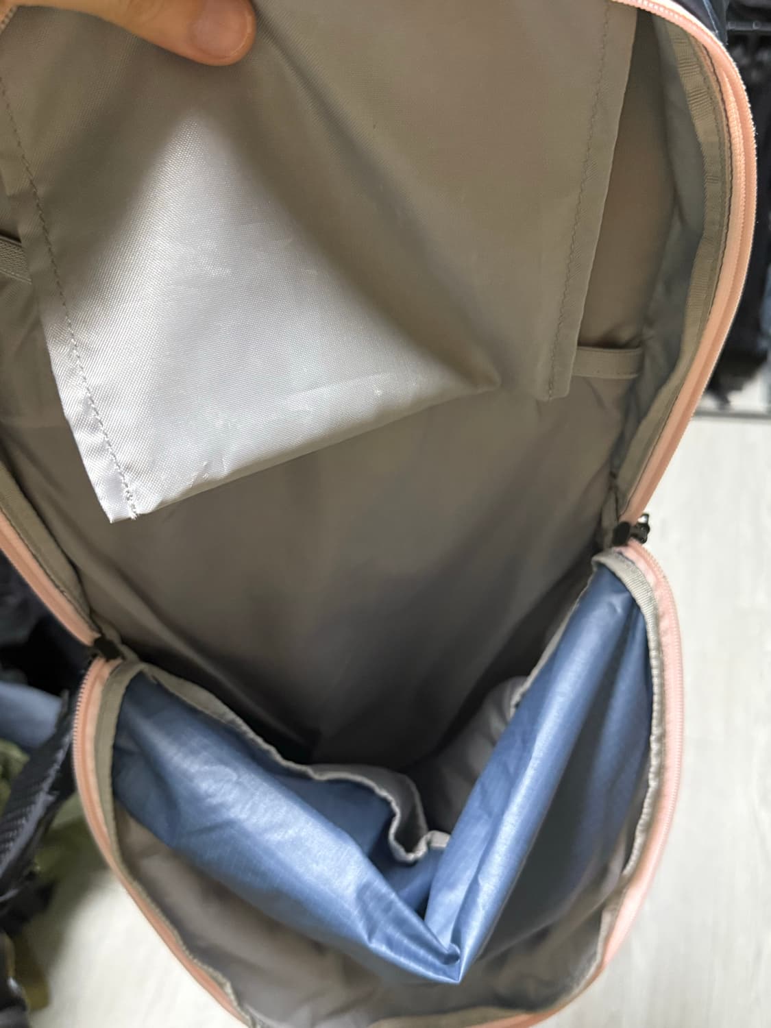 살로몬 마르지엘라 백팩 상품이미지7
