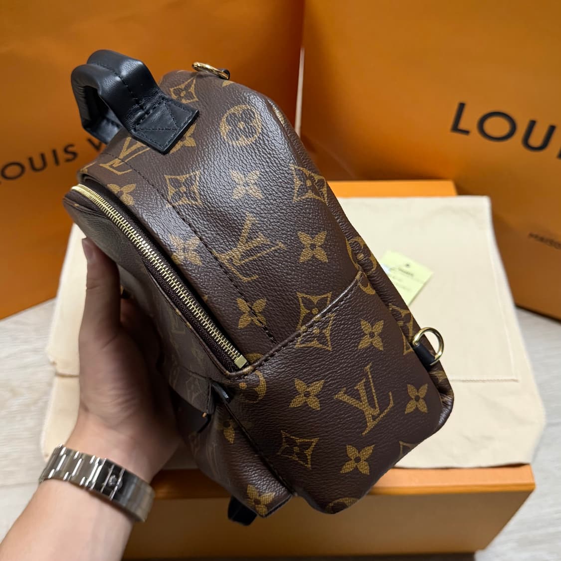 [새상품/선물가능] 루이비통 팜 스프링스 미니 백팩 상품이미지6