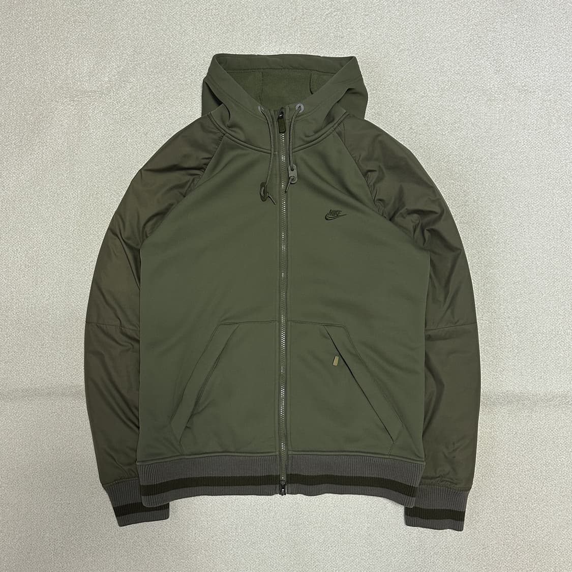 나이키 디펜더 후드 자켓 상품이미지2