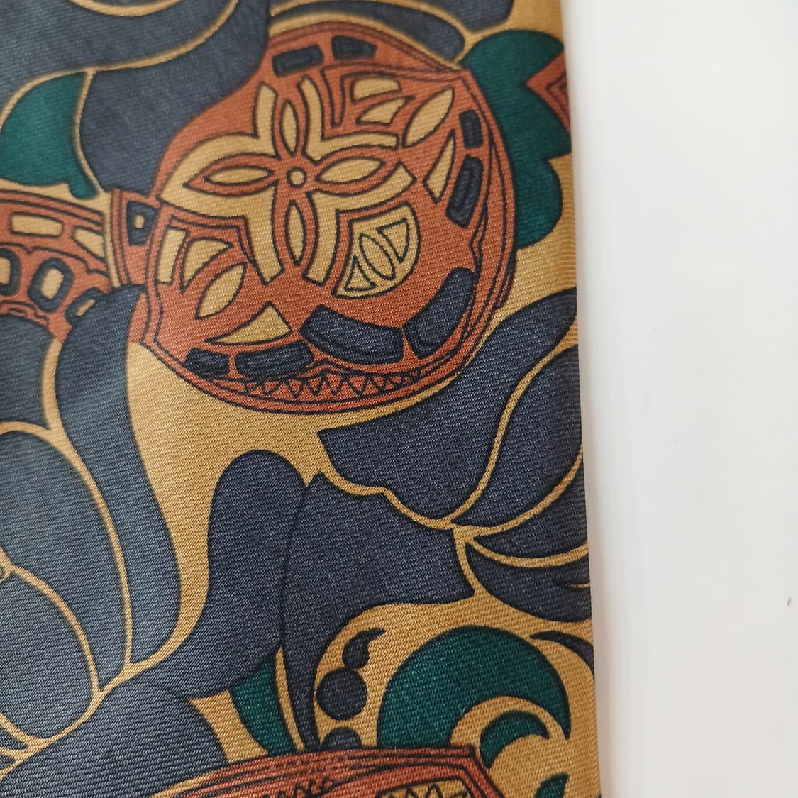 던힐 실크 브라운 패턴 넥타이 9.2cm A등급 A19337
 상품이미지8