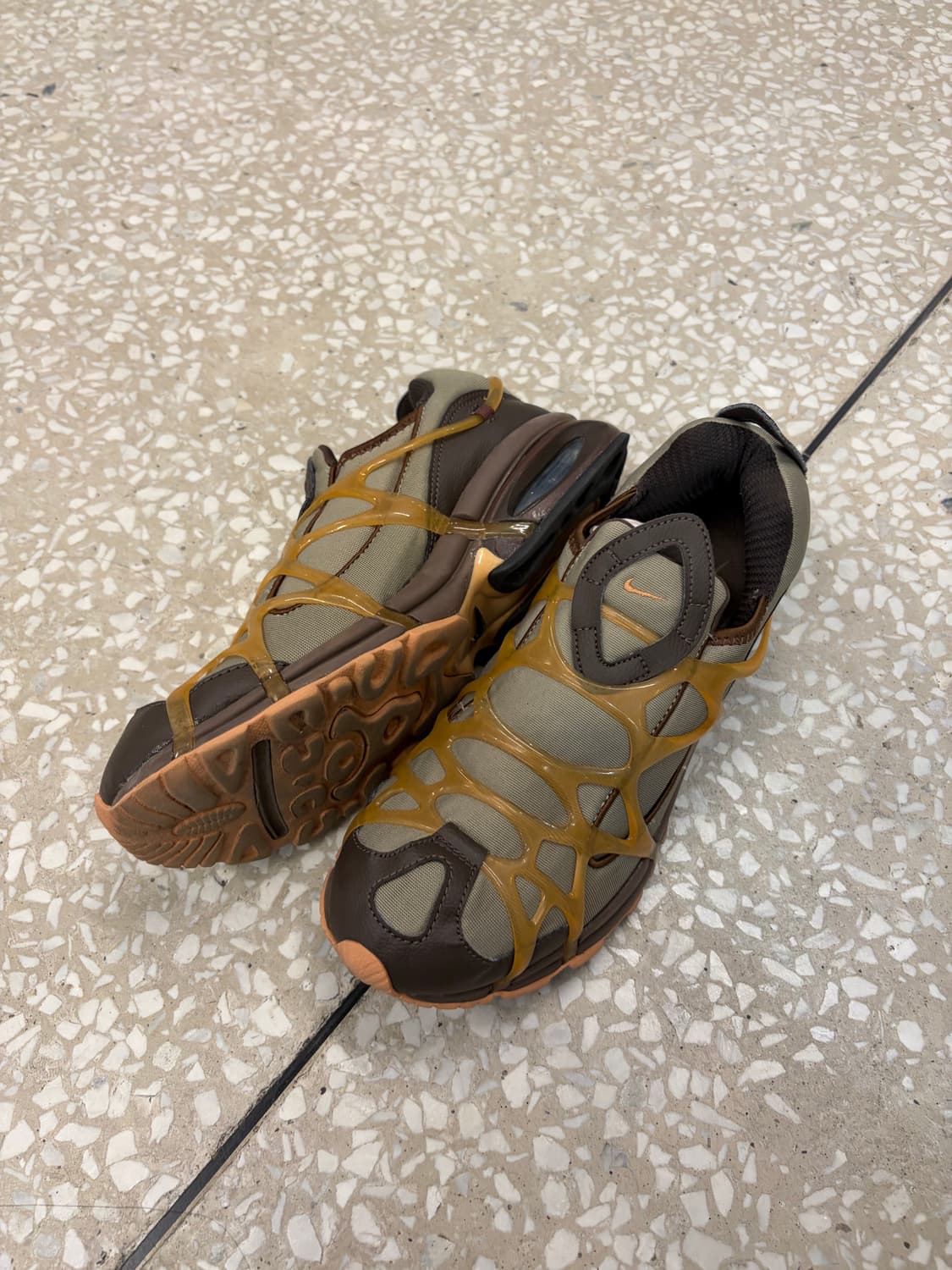 Nike Air Kukini Brown Cage Sneakers 상품이미지4