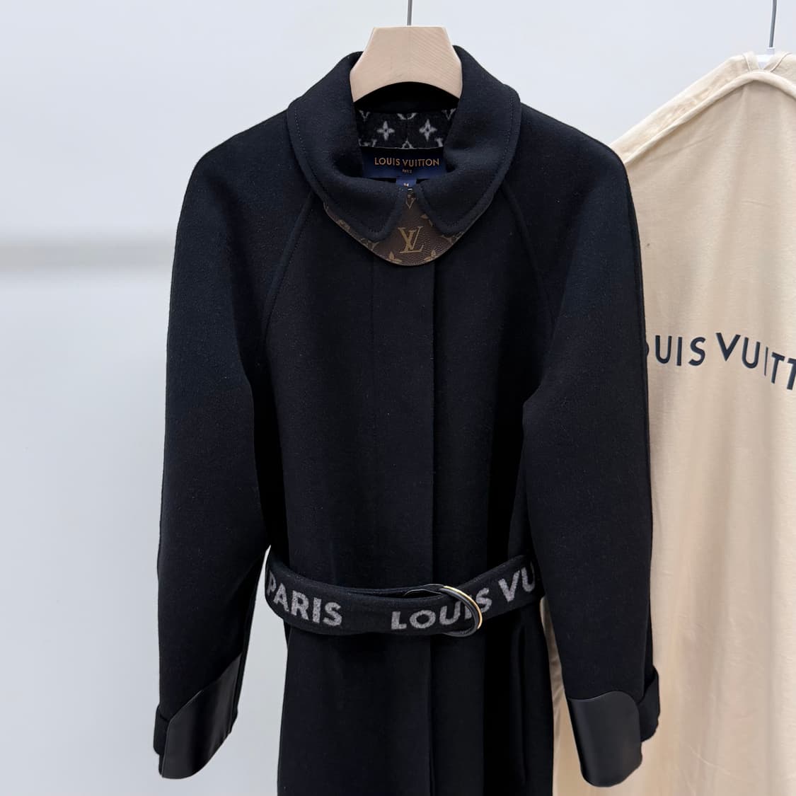 [S+급/34] 루이비통 악센트 더블 페이스 여성 코트 자켓 블랙 상품이미지2
