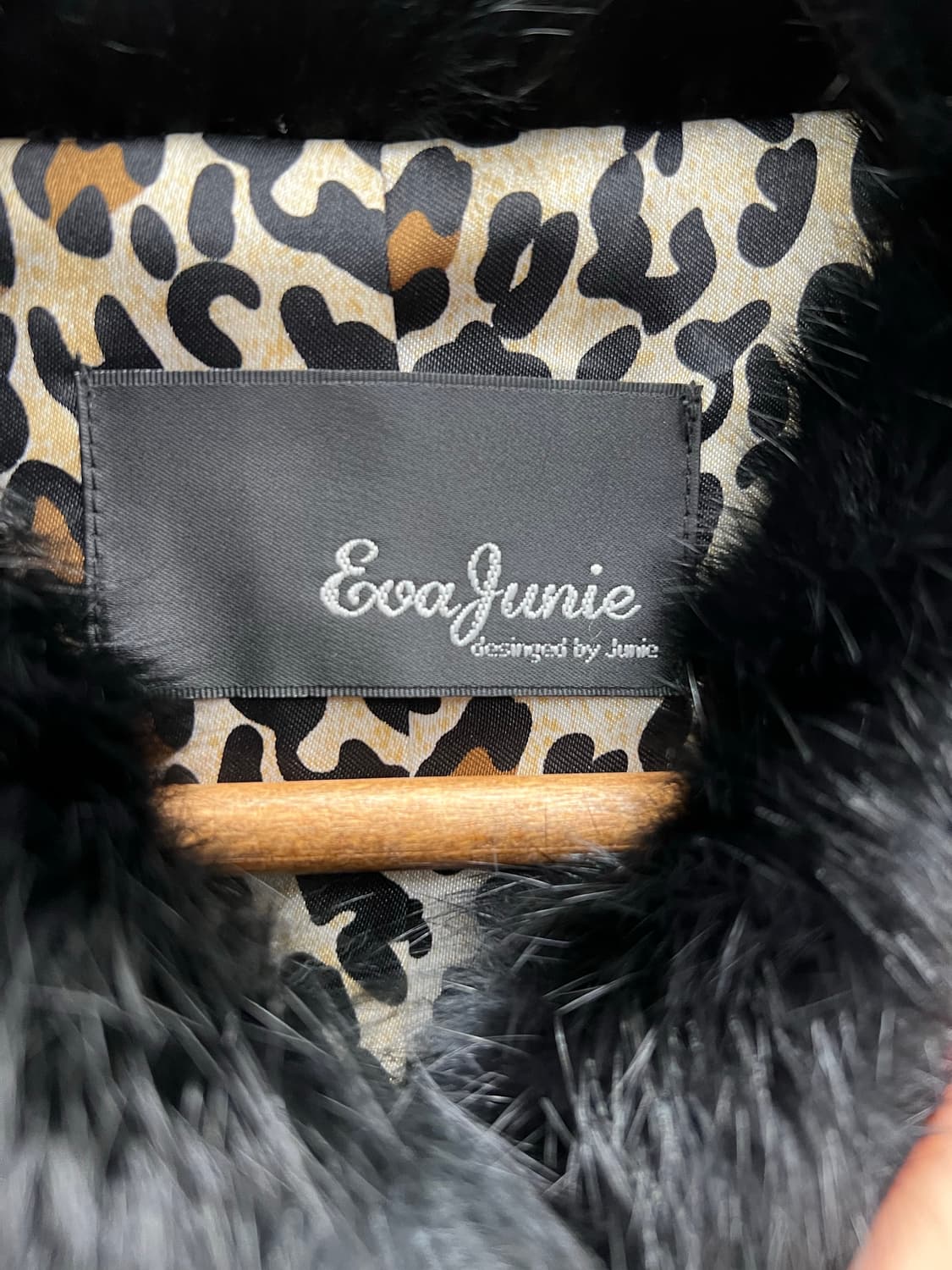 Eva Junie Real Rabbit Fur Jacket – Black 상품이미지3