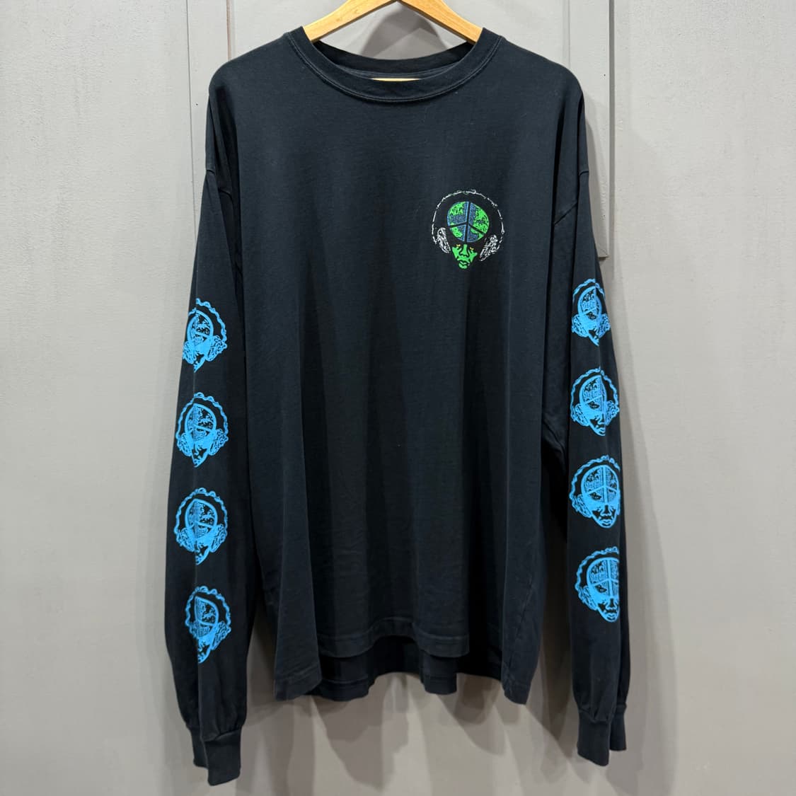 XL 오베이 OBEY 월드 피스 오프 롱슬리브 긴팔 티셔츠 상품이미지2