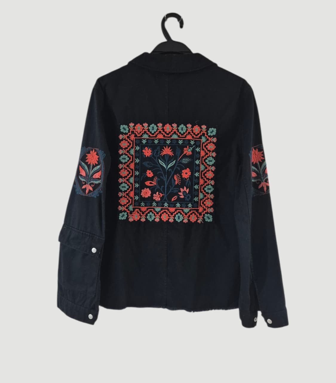 자라 TRF 여자 자수 자켓 상품이미지3