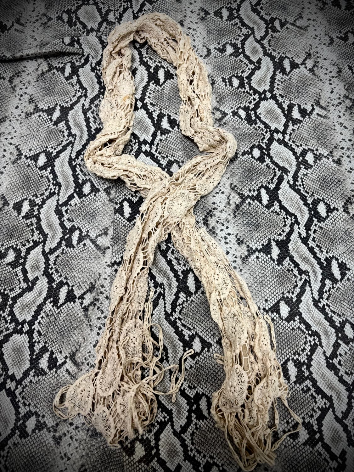 “Vintage” Fairy Grunge Mood Scarf 상품이미지1