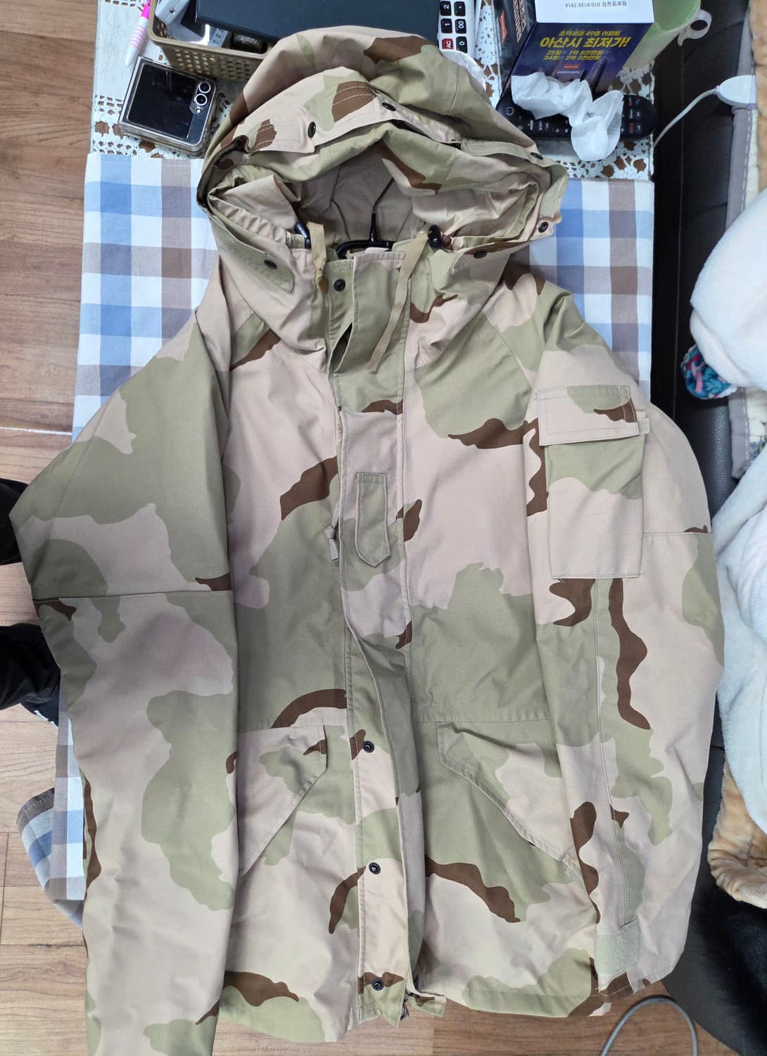 가슴85-95)ECWCS gen1 사막3색 고어텍스파카 상품이미지1