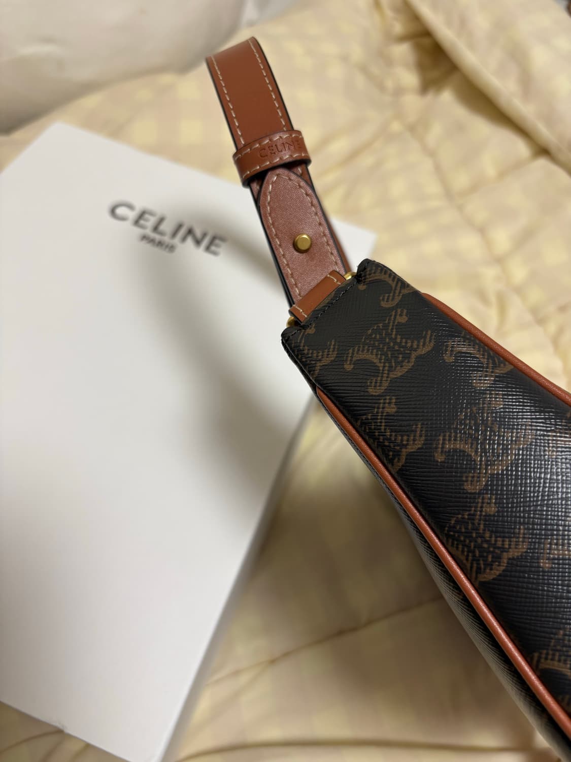 셀린느 아바백 상품이미지4