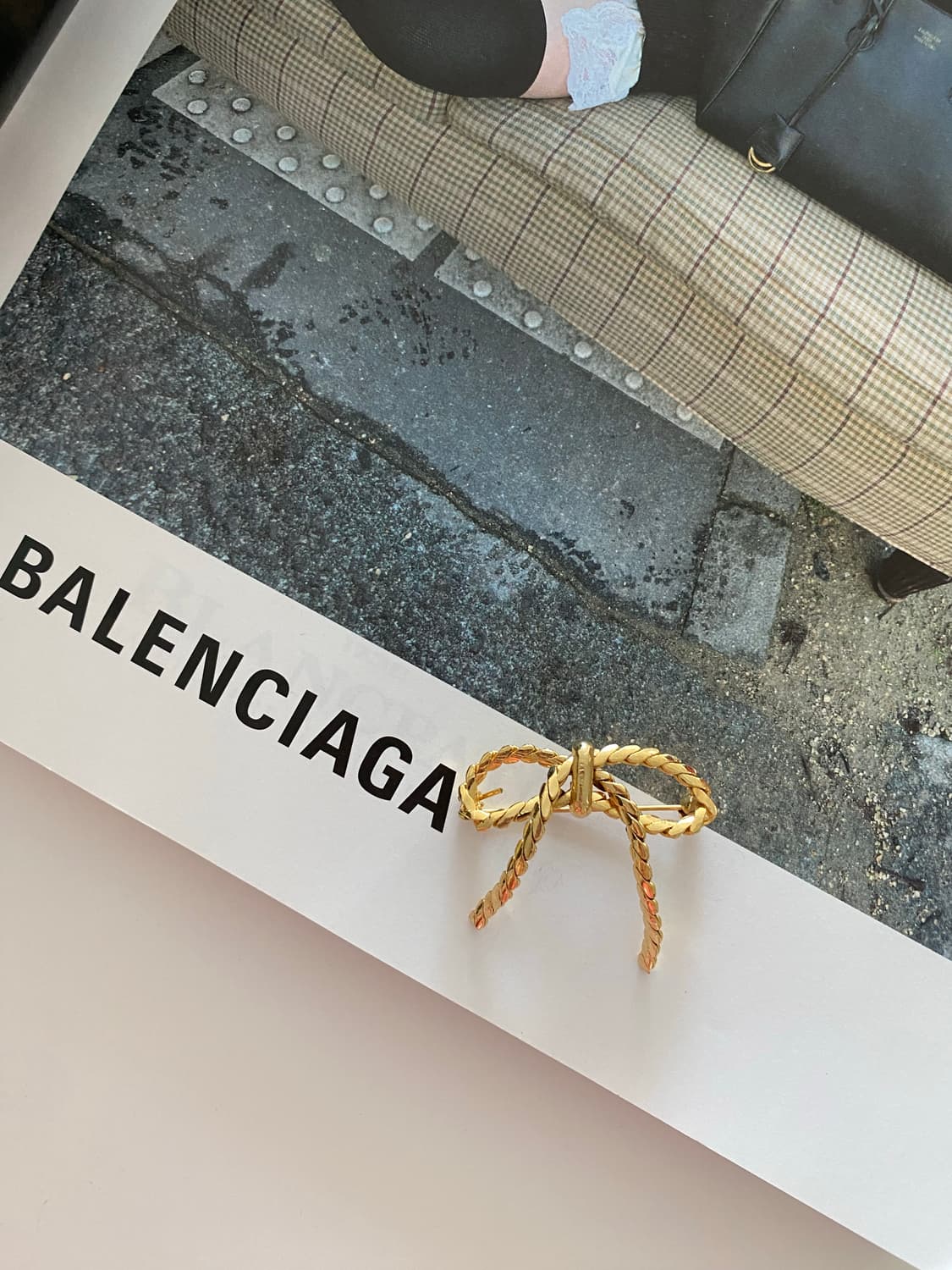 주인장 추천 골드 리본 브로치 상품이미지9