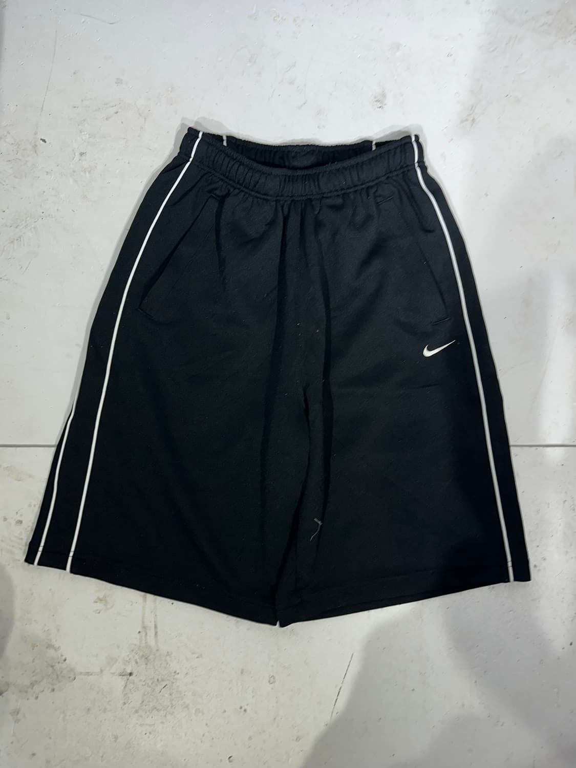 00s 나이키 블랙 올드스쿨 사이드 라인 버뮤다 팬츠 반바지 S 상품이미지4