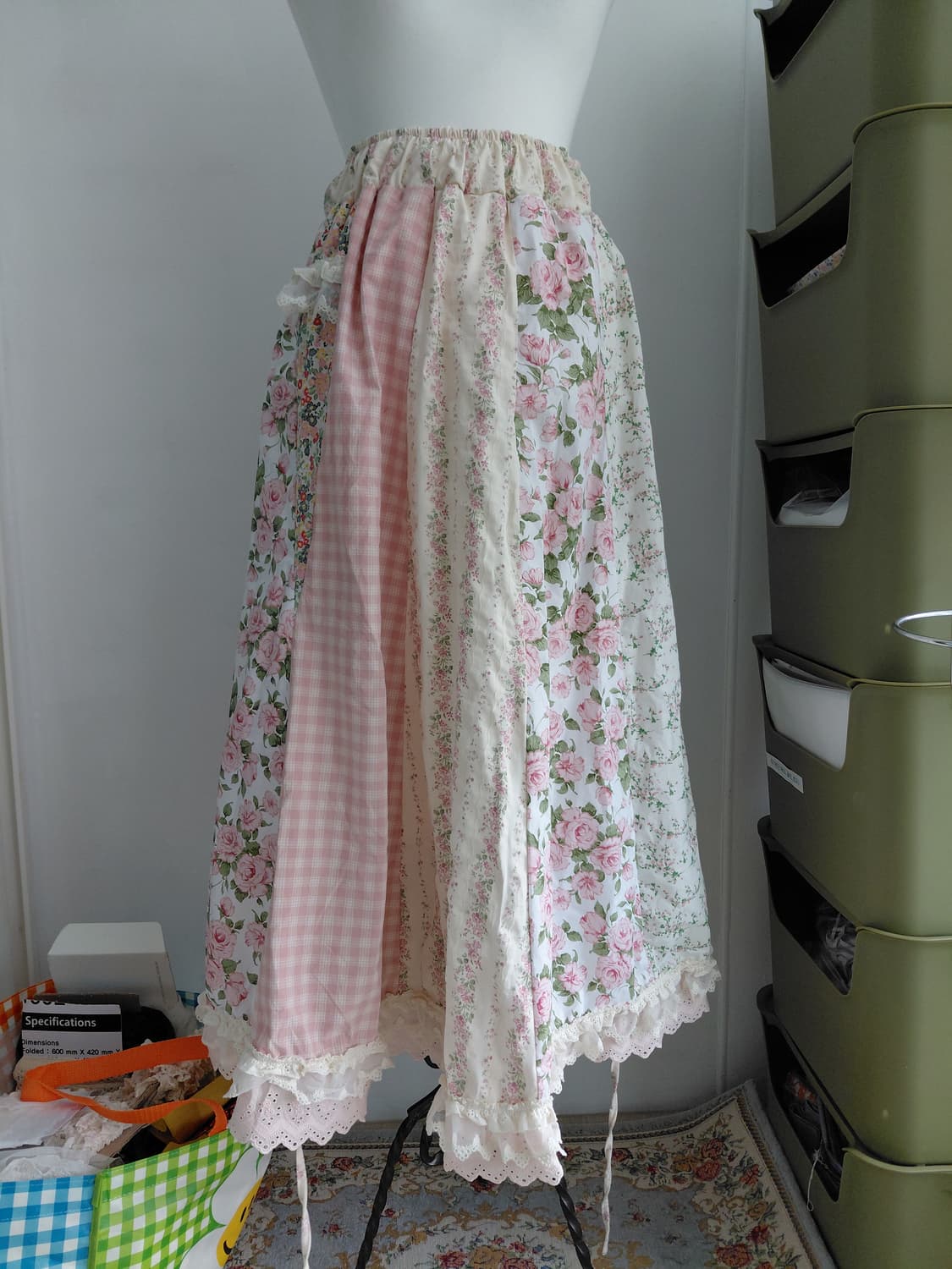 [핸드메이드 새상품] 빈티지 플라워 체크 패치워크 롱 스커트 상품이미지1