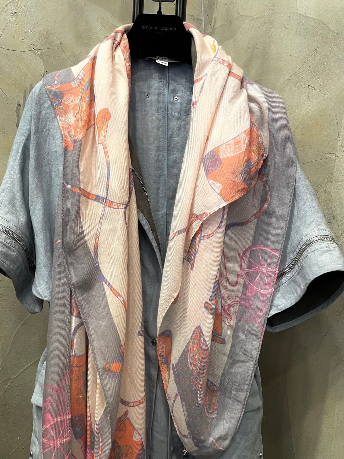 닥스 레이온 100% 숄 머플러 상품이미지2