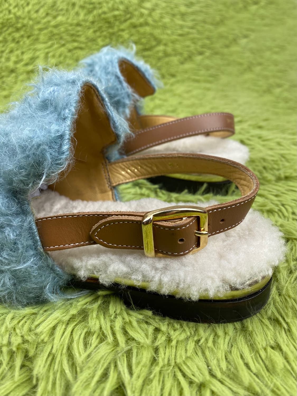 언더커버 2016 A/W 컬렉션 Perfect Day 울 플리스 퍼 샌들 상품이미지6