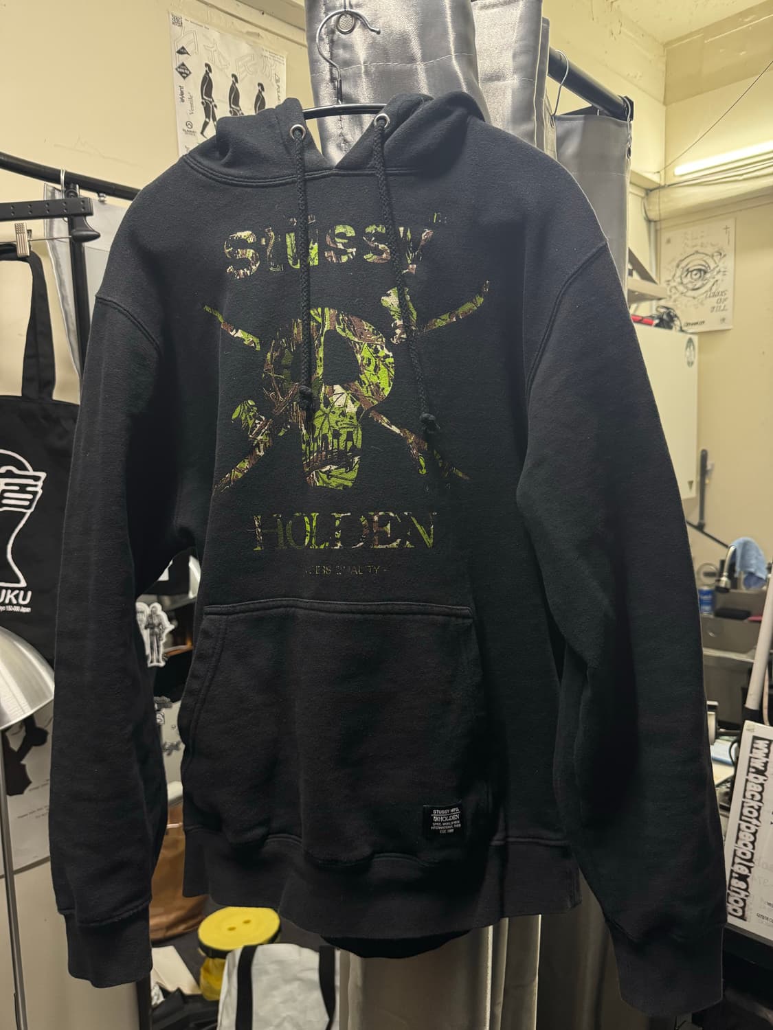 스투시 홀덴 콜라보 후드티 상품이미지1