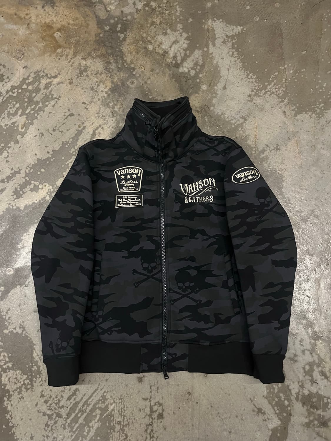 밴슨 카모 스컬자수 기모집업 XL 상품이미지1