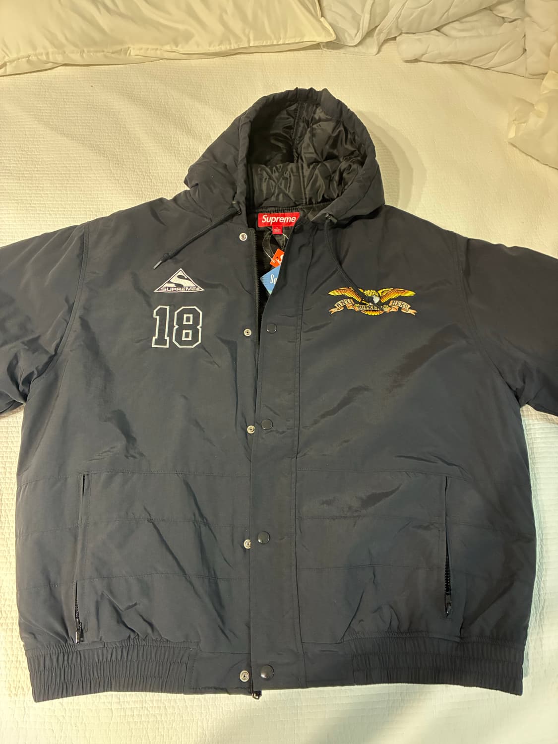 슈프림 안티히어로 스타디움자켓 라지 상품이미지1