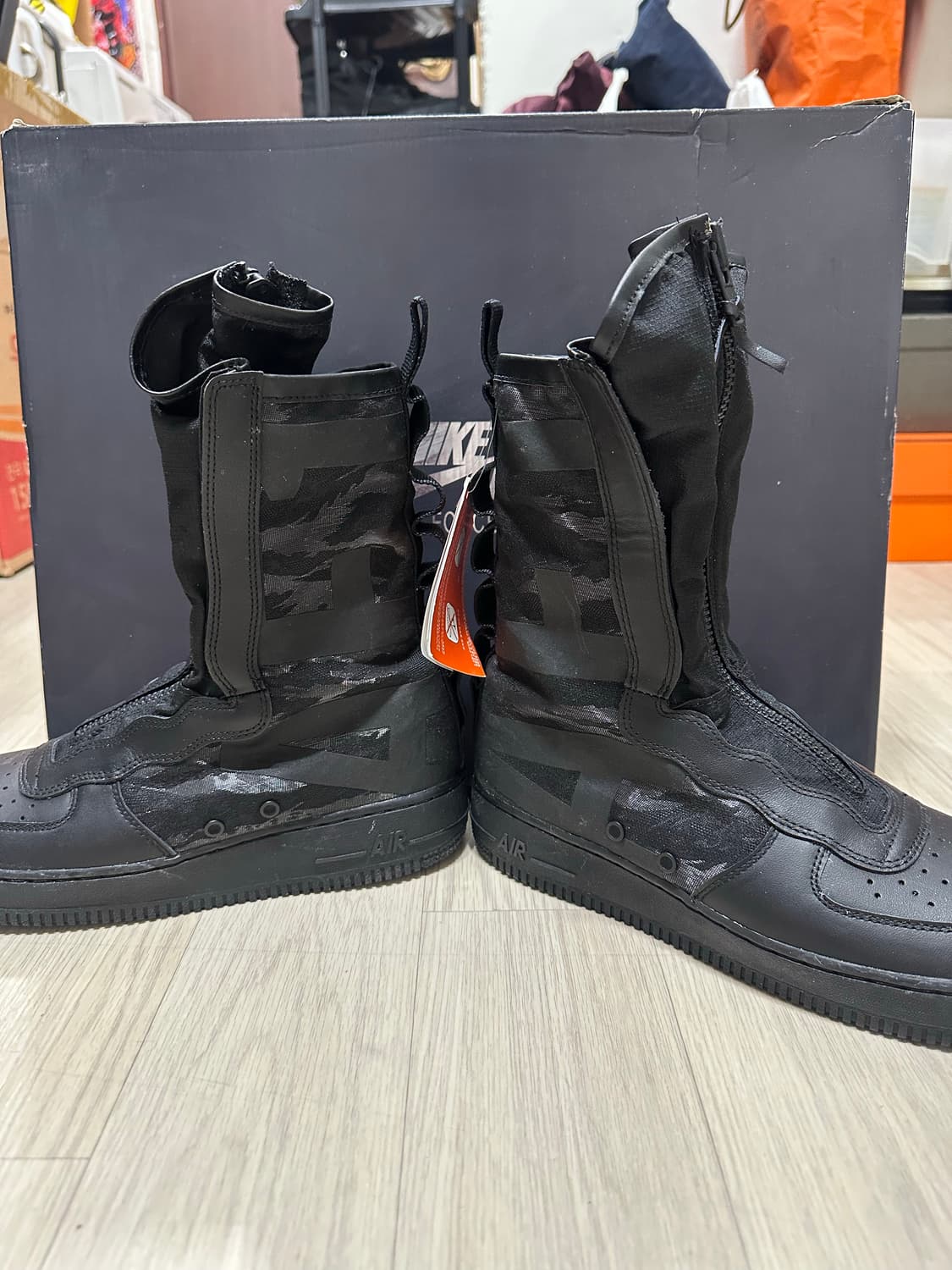 나이키 SF 에어포스1 하이 블랙 다크그레이 카모  270 새제품 상품이미지6