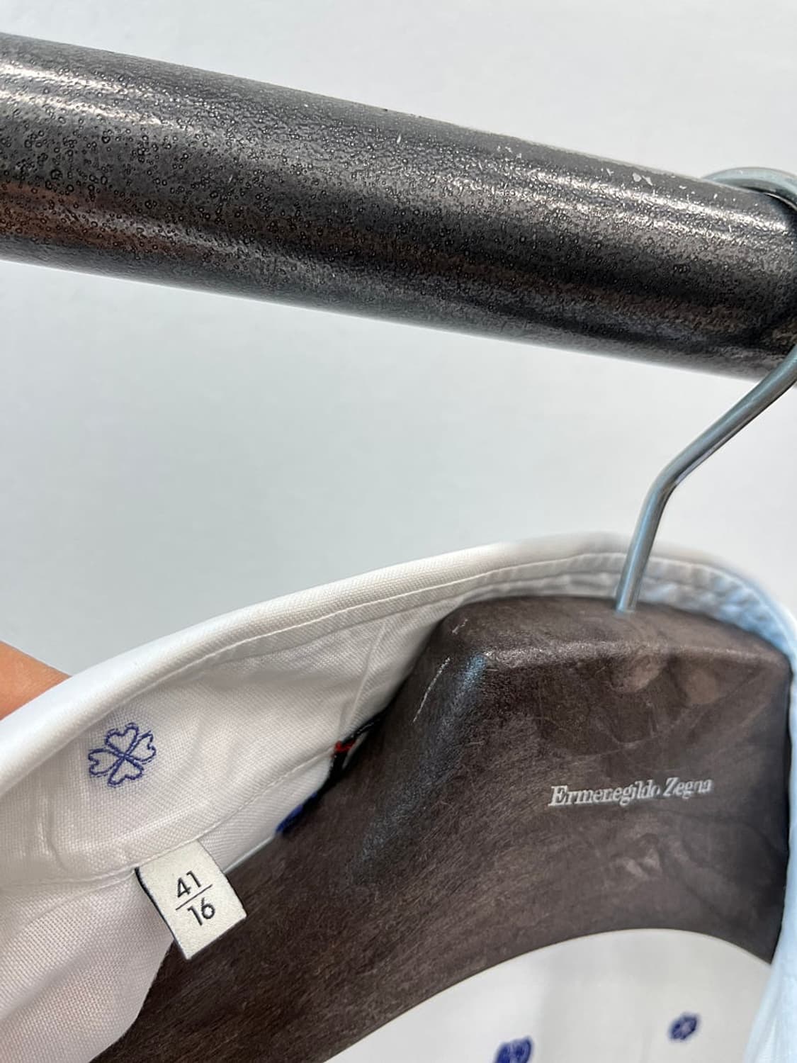 100) 구찌 로고패턴 화이트 셔츠  상품이미지8