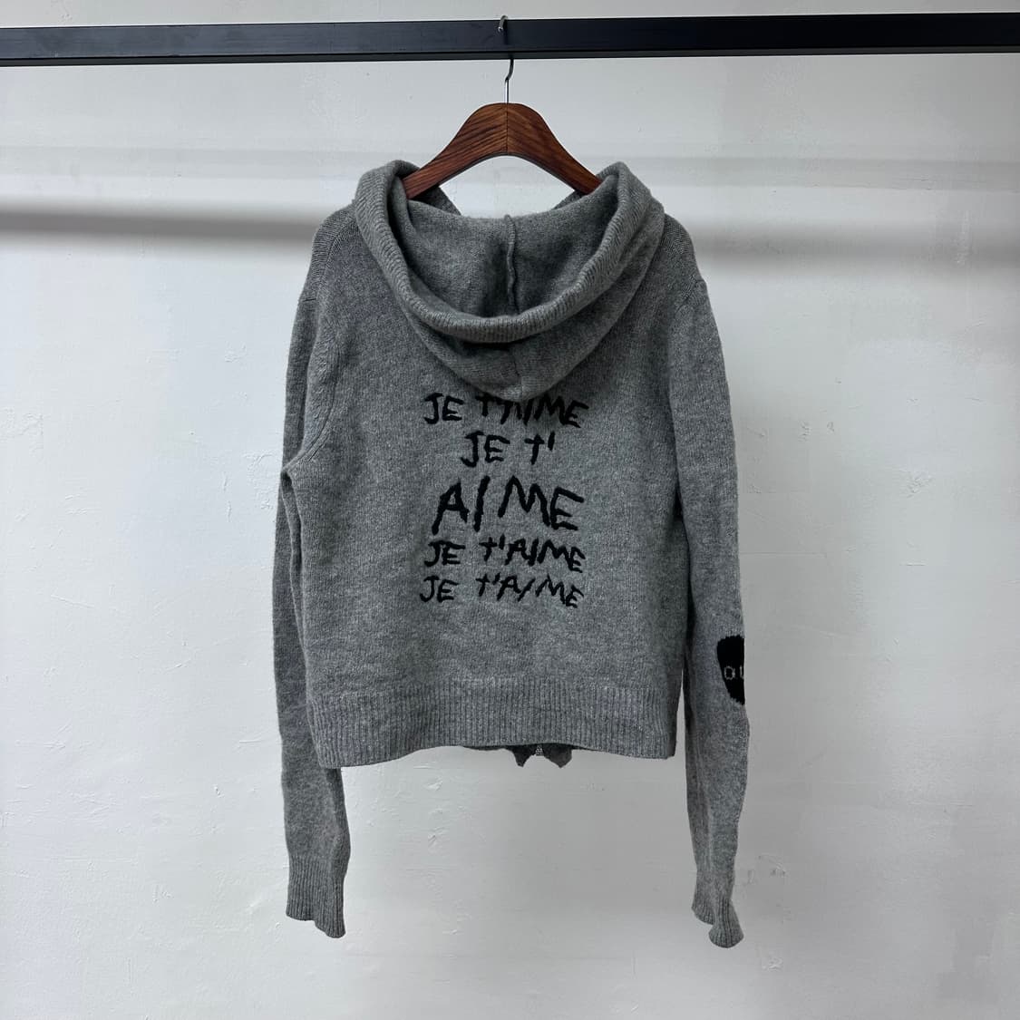 자딕앤볼테르 울 캐시미어 하트 자수 후드 니트 M사이즈 J33 상품이미지4