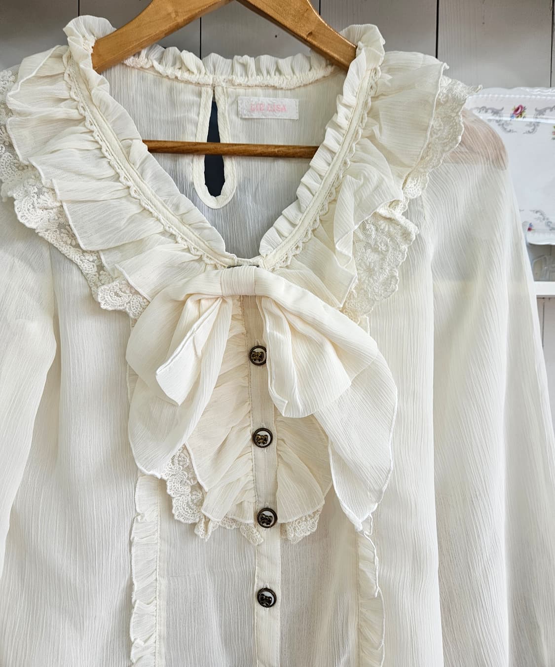 리즈리사(LIZ LISA) 러블리 리본 프릴 블라우스 상품이미지2