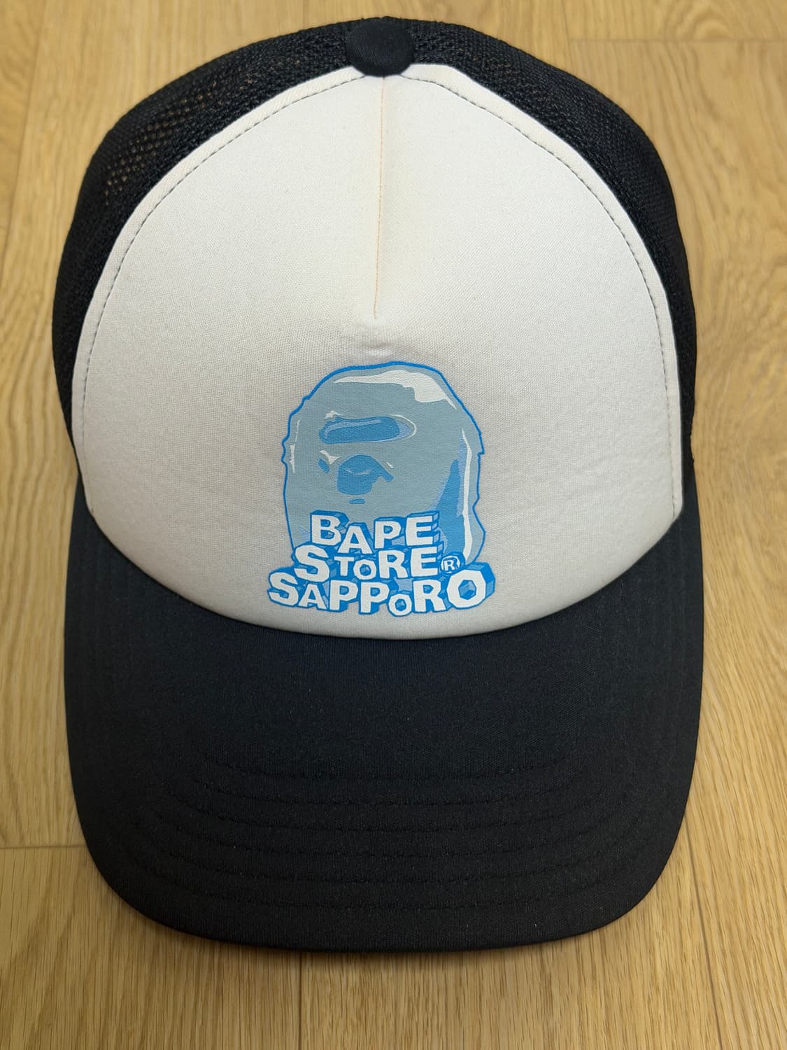 베이프 삿포로 트러커캡 상품이미지1