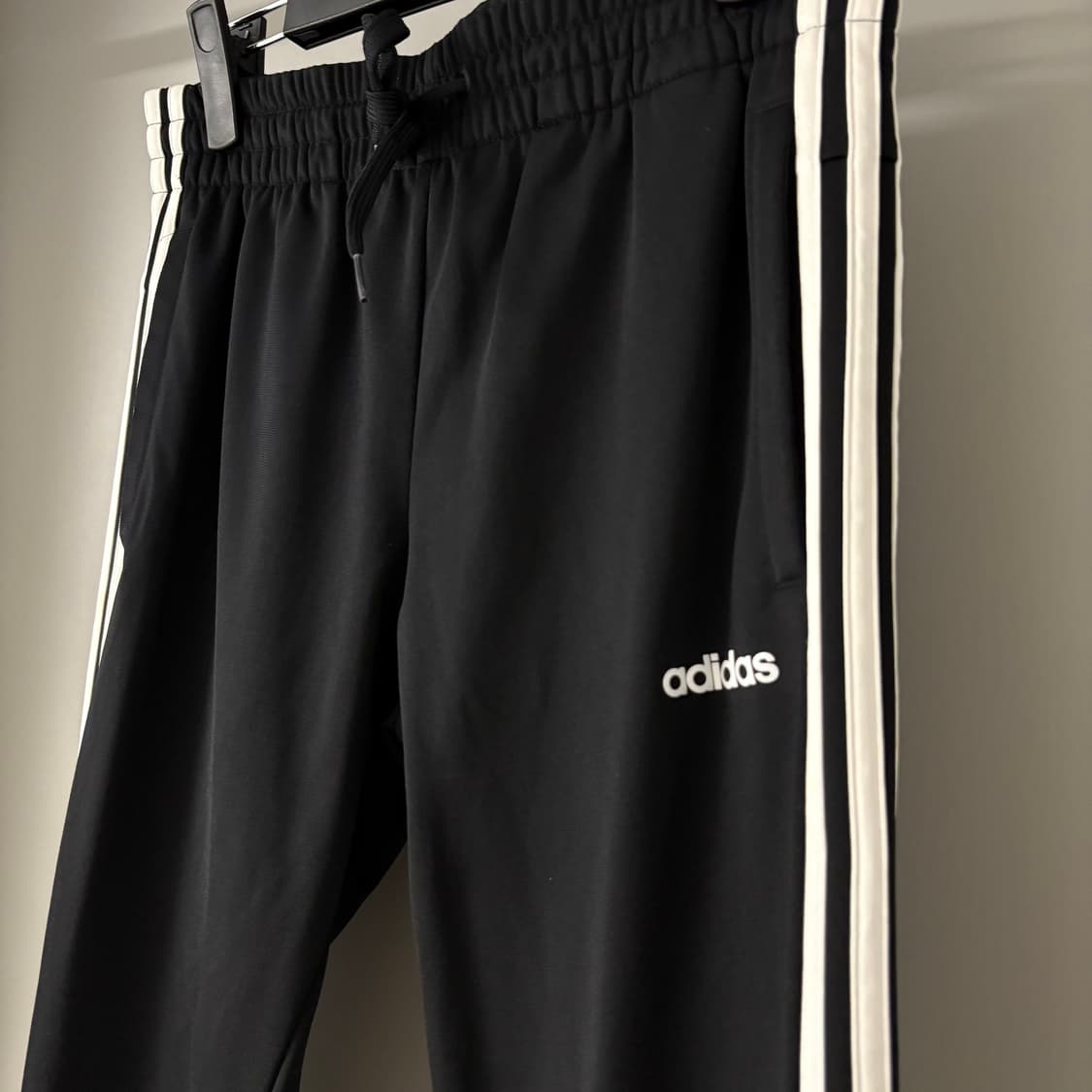 Adidas track pants S 상품이미지3