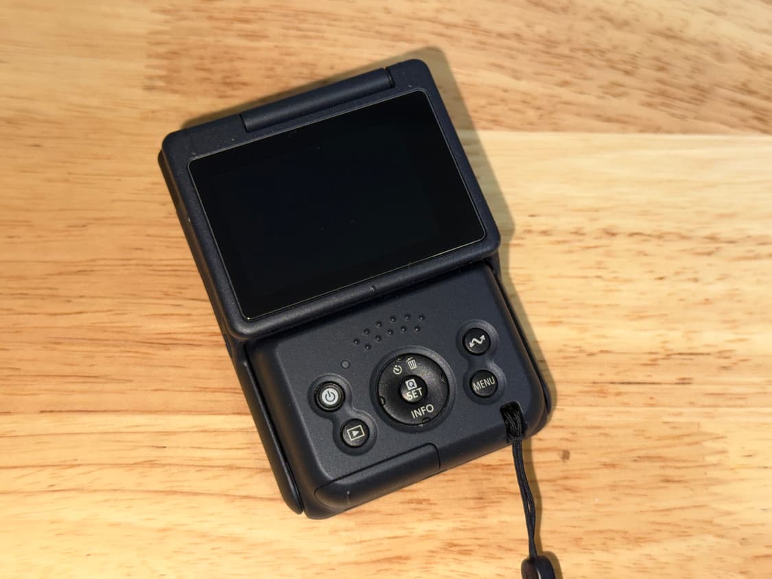 캐논 파워샷 V10 블랙 풀박스+SD카드+필름 상품이미지3