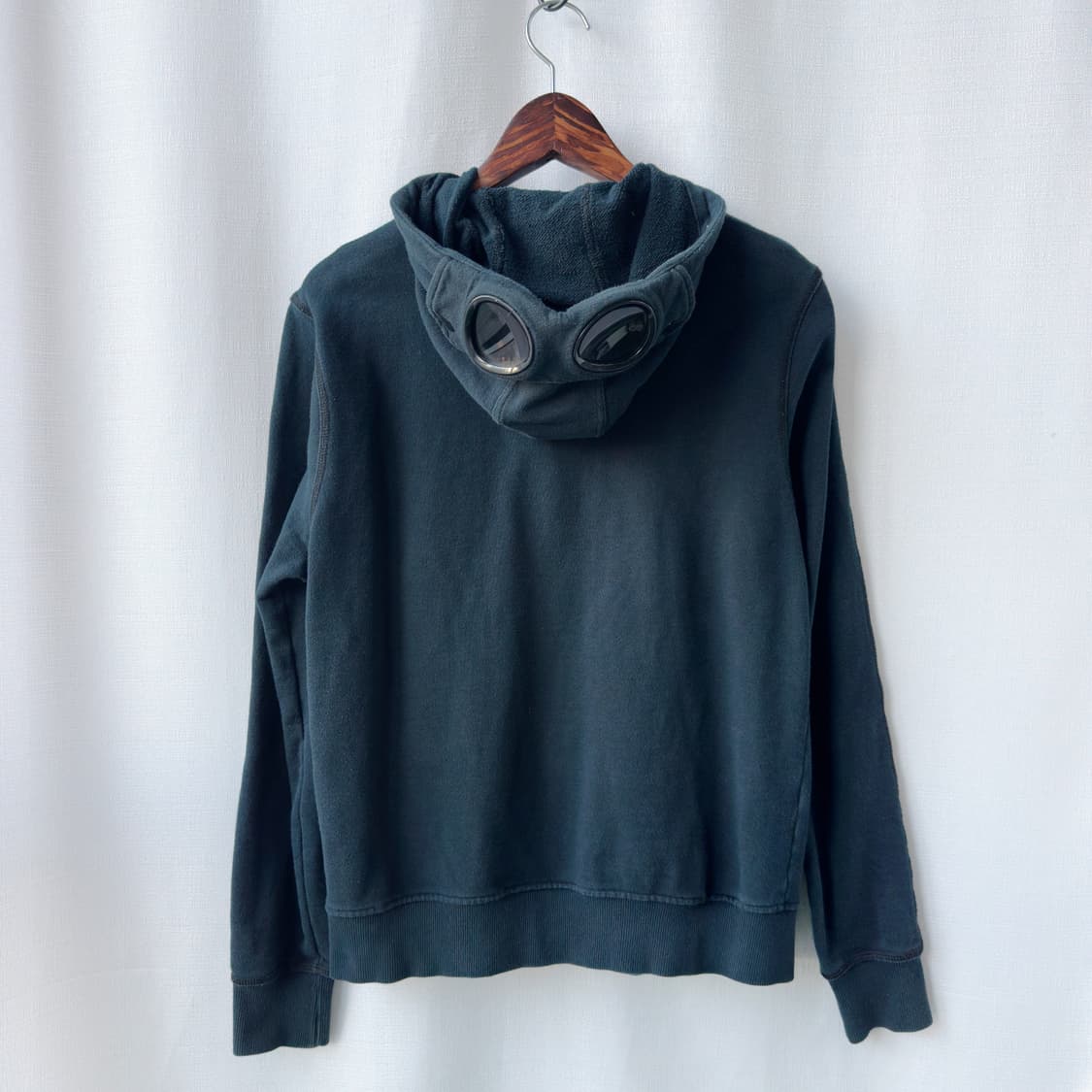 CP Company 고글 디테일 후드집업 워싱 블랙 M 상품이미지1