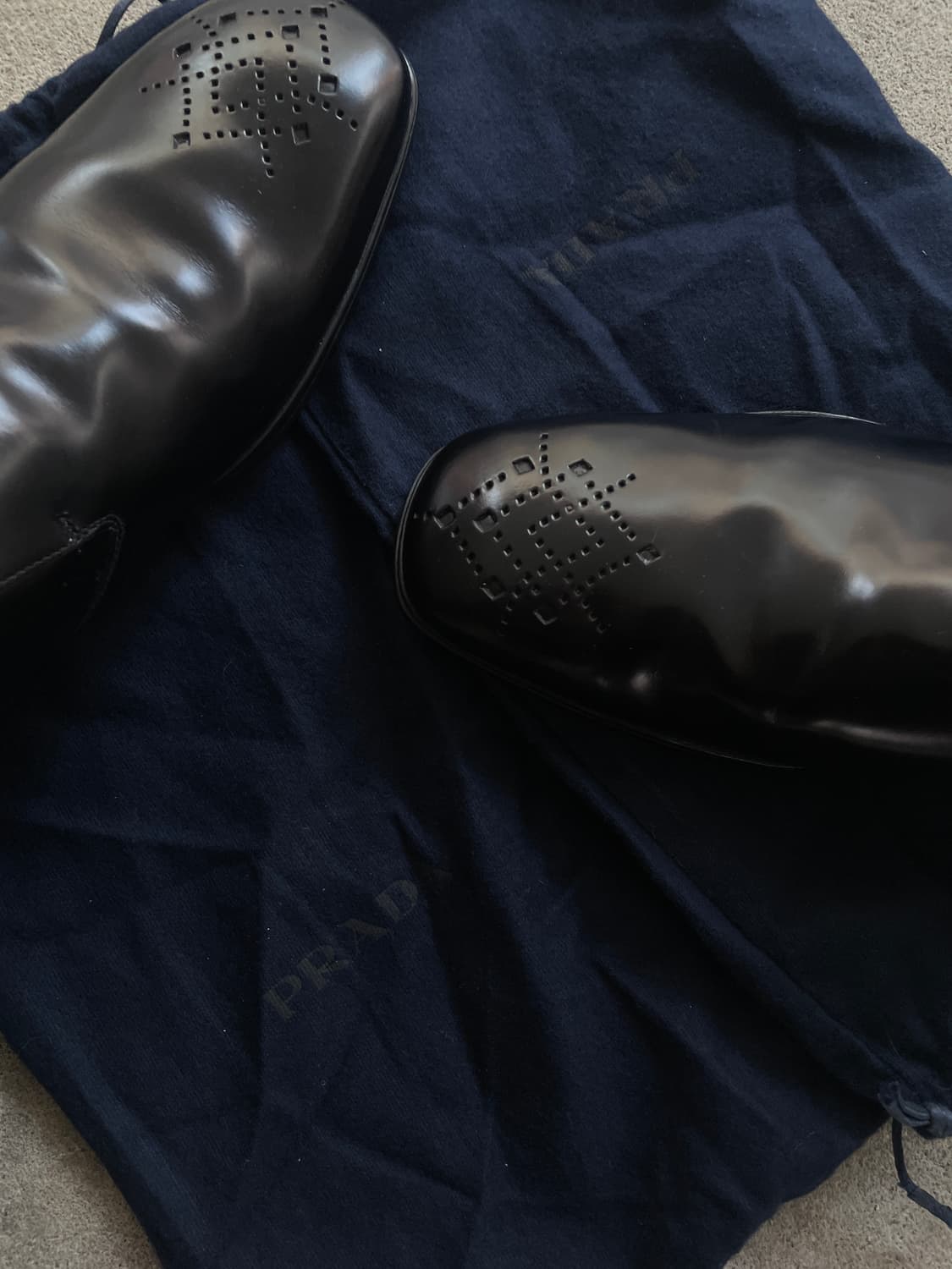 Hold🔒)00s Prada Spazzolato Loafers 상품이미지2