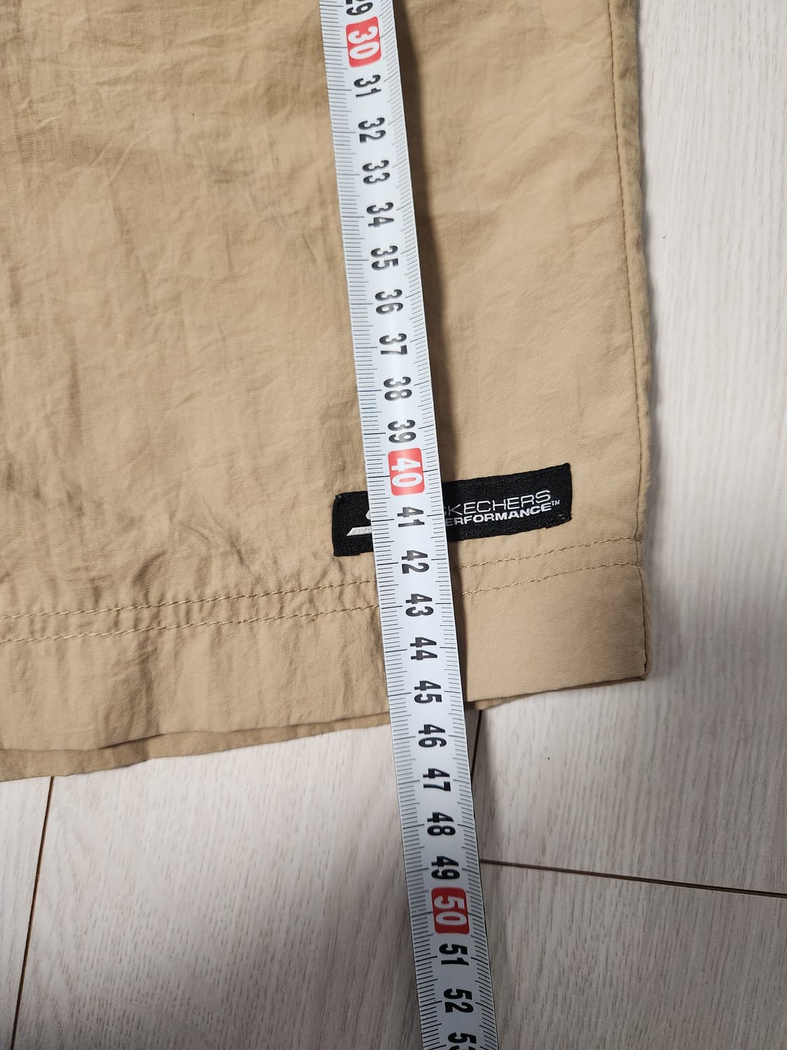 스케쳐스 퍼포먼스 베이지색 밴딩 반바지 사이즈32 L

사용감 좀 많아서 상품이미지3