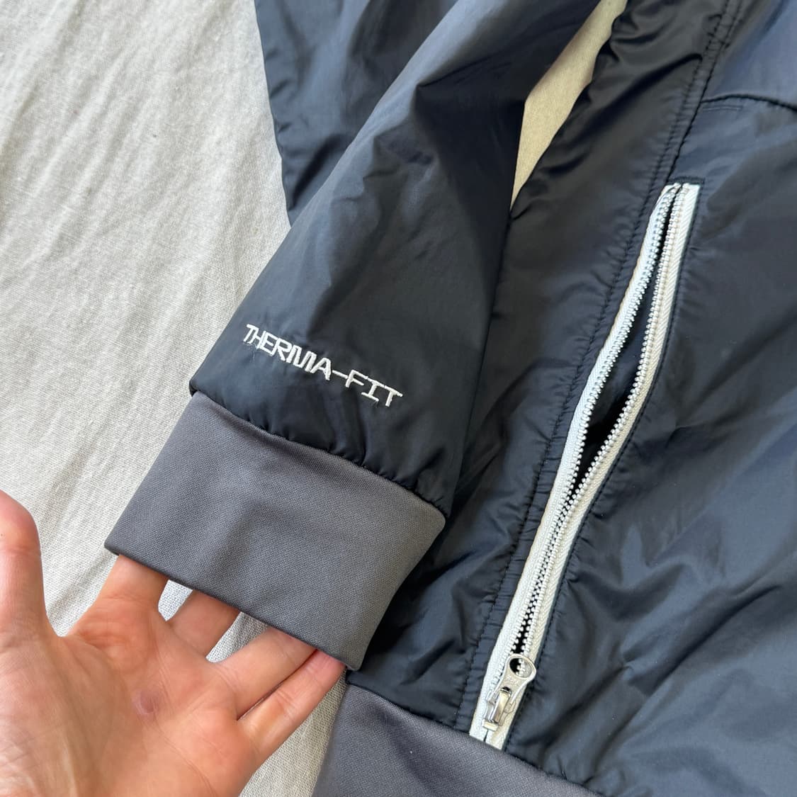 나이키 써마핏 백로고 바람막이 XXL 상품이미지6