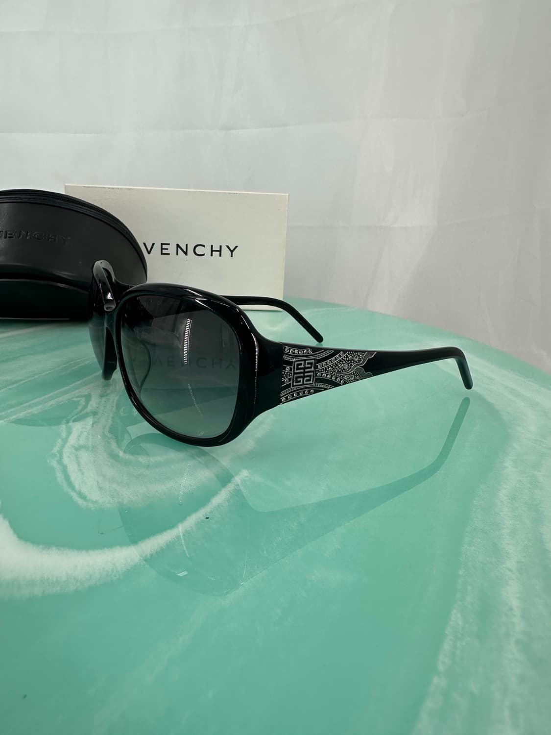 [새상품 무료배송] 지방시 Made in Italy 선글라스 상품이미지3