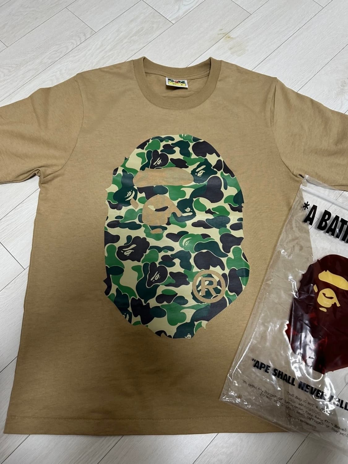 베이프 카모 반팔티 상품이미지1