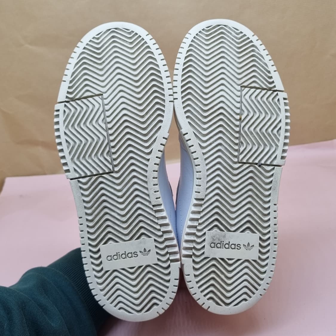 아디다스 SC프리미어 여성운동화235 상품이미지3