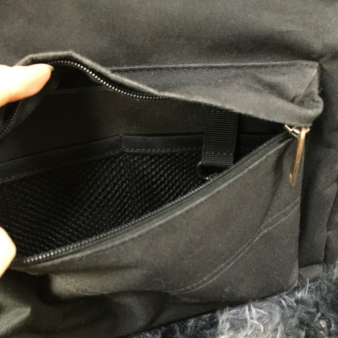 투티/0377 칼하트 백팩 블랙 데일리 빈티지 패치 로고 자수 상품이미지7