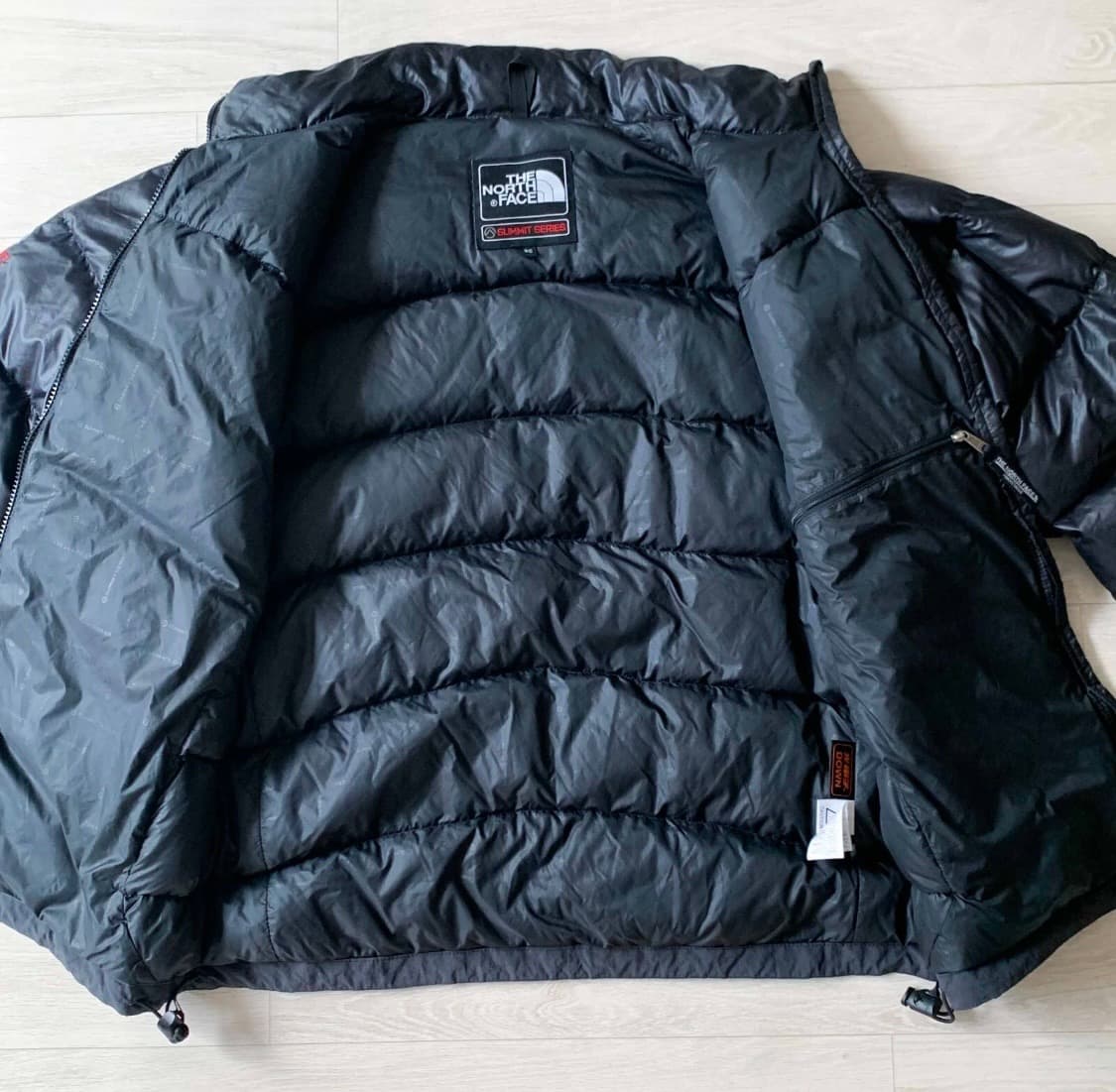 노스페이스 써밋 다운 패딩 블랙 상품이미지8