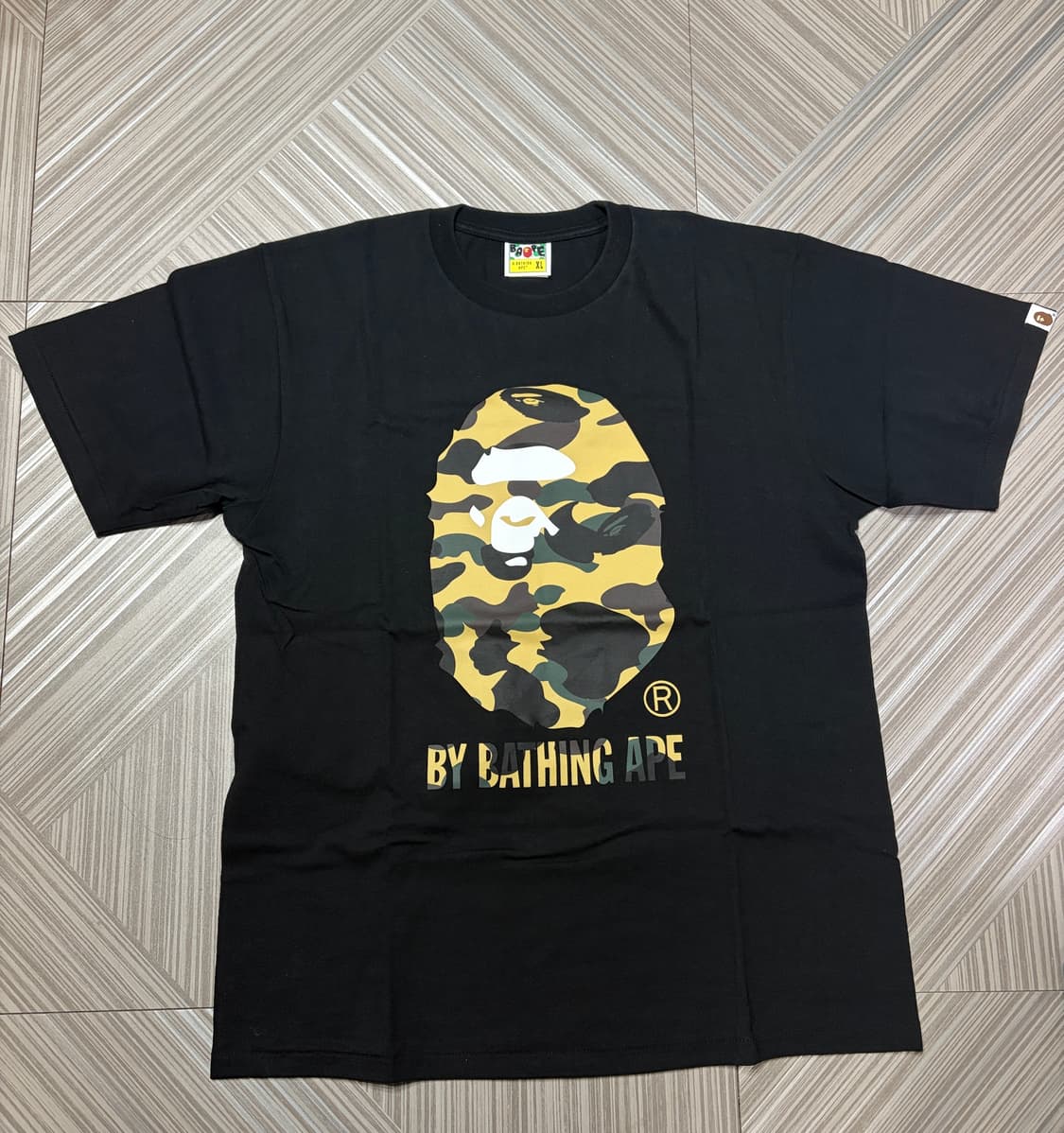 베이프 카모 반팔 티셔츠 XL 상품이미지1