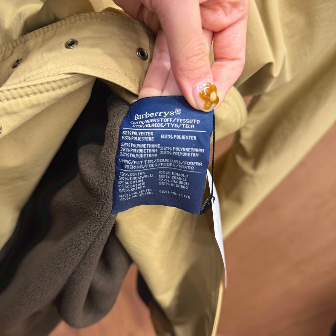 버버리 트렌치 코트 더블 브레스티드 벨트 디테일 레귤러핏 베이지 상품이미지7